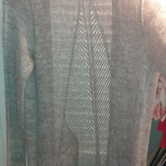 Sweater - Picture 10 of 11